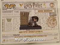 Harry Potter Entering Platform 9 3/4 from Harry Potter - Pop! Movie Moments manufactured by Funko [Back]