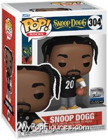 Snoop Dogg (Steelers Jersey) from Snoop Dogg - Pop! Vinyl Figures manufactured by Funko [Front]